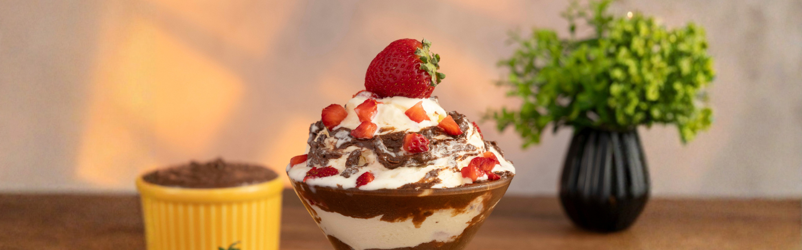 Sorvete Mix Morango Com Ovomaltine® Creme Crocante